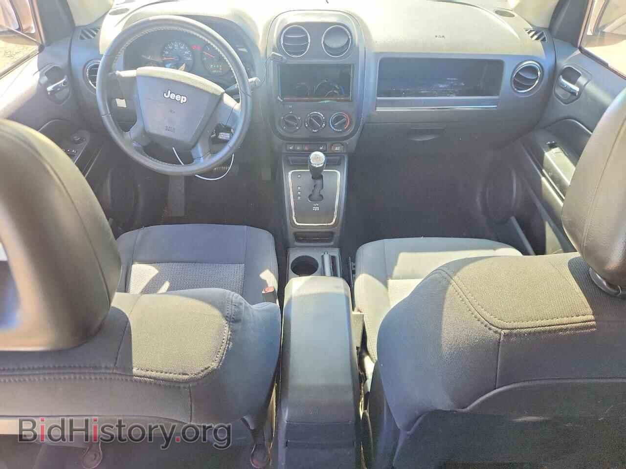 2009 JEEP COMPASS - VIN: 1J8FF47B39D192617 - Photo 8