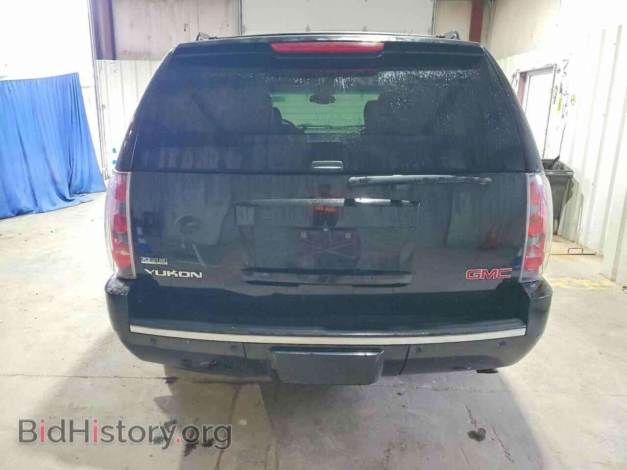 2011 GMC YUKON - VIN: 1GKS2EEF2BR144200 - Photo 6