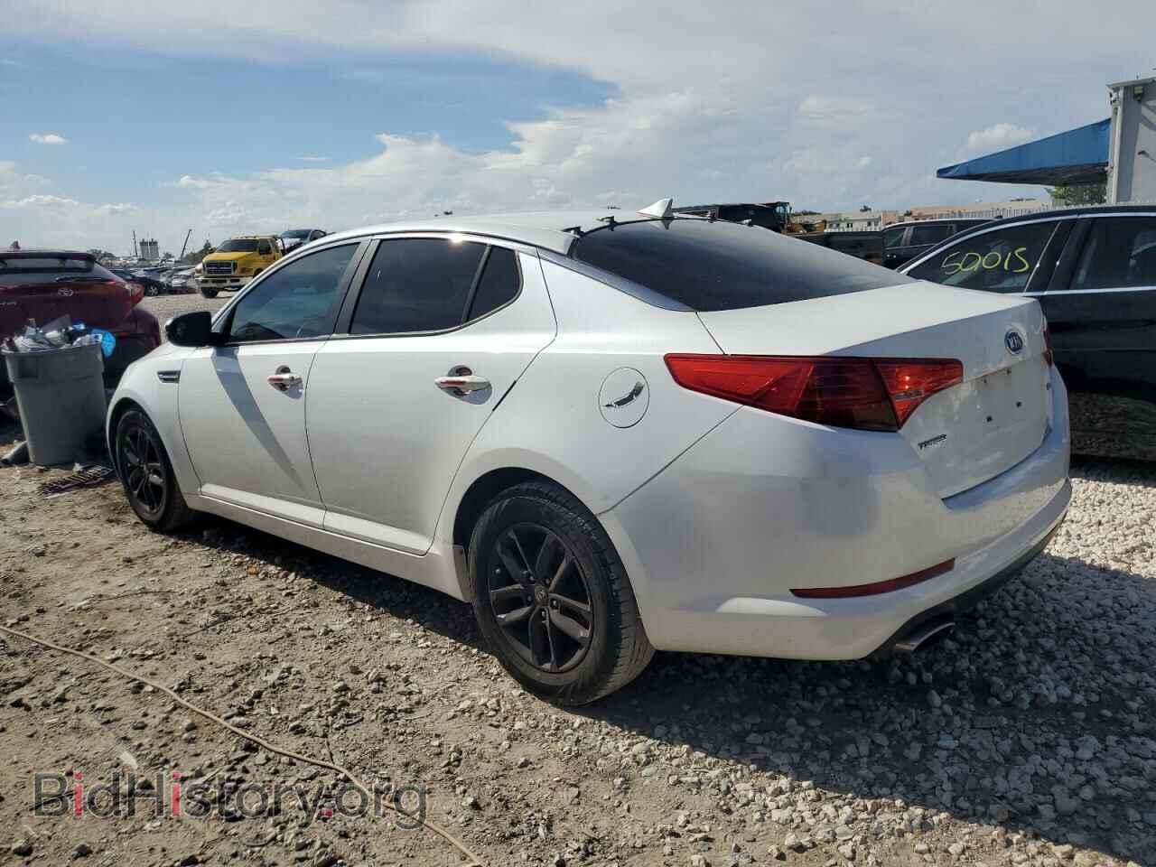 2011 KIA OPTIMA - VIN: KNAGM4A75B5063488 - Фото 2