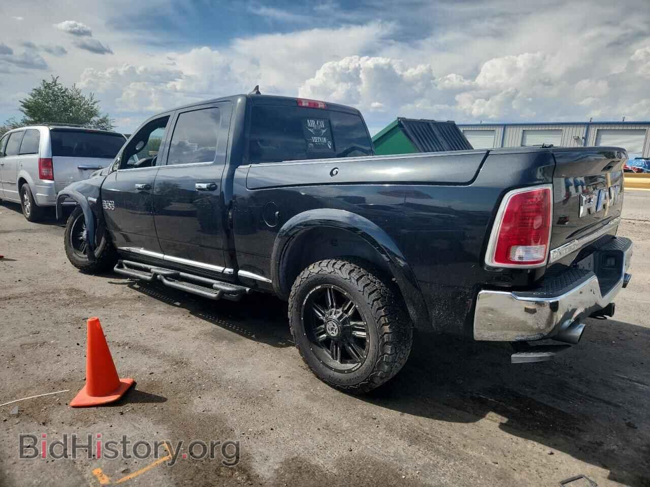 2017 RAM 1500 - VIN: 1C6RR7WTXHS673537 - Фото 2