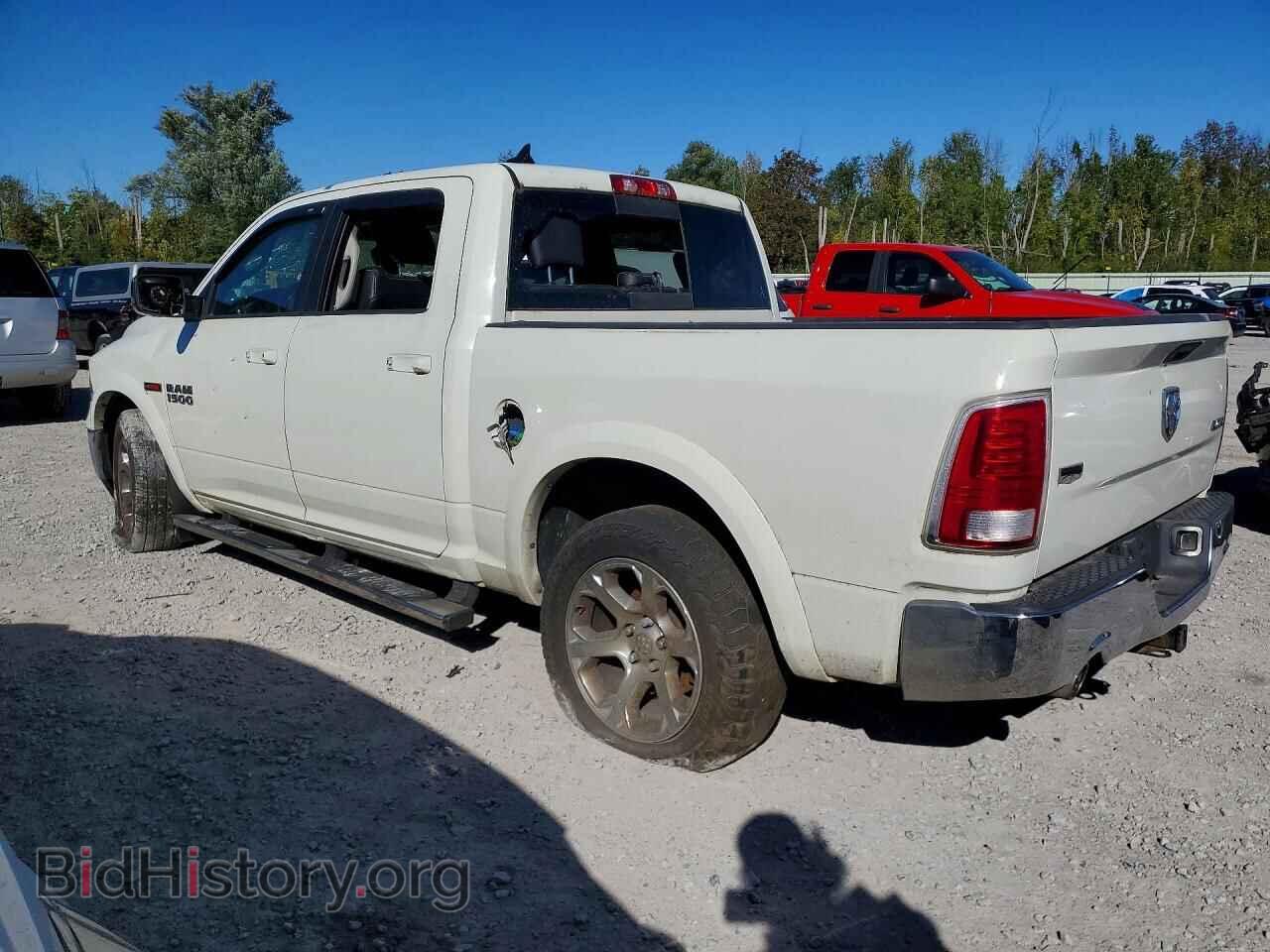 2018 RAM 1500 - VIN: 1C6RR7NM2JS252993 - Photo 2