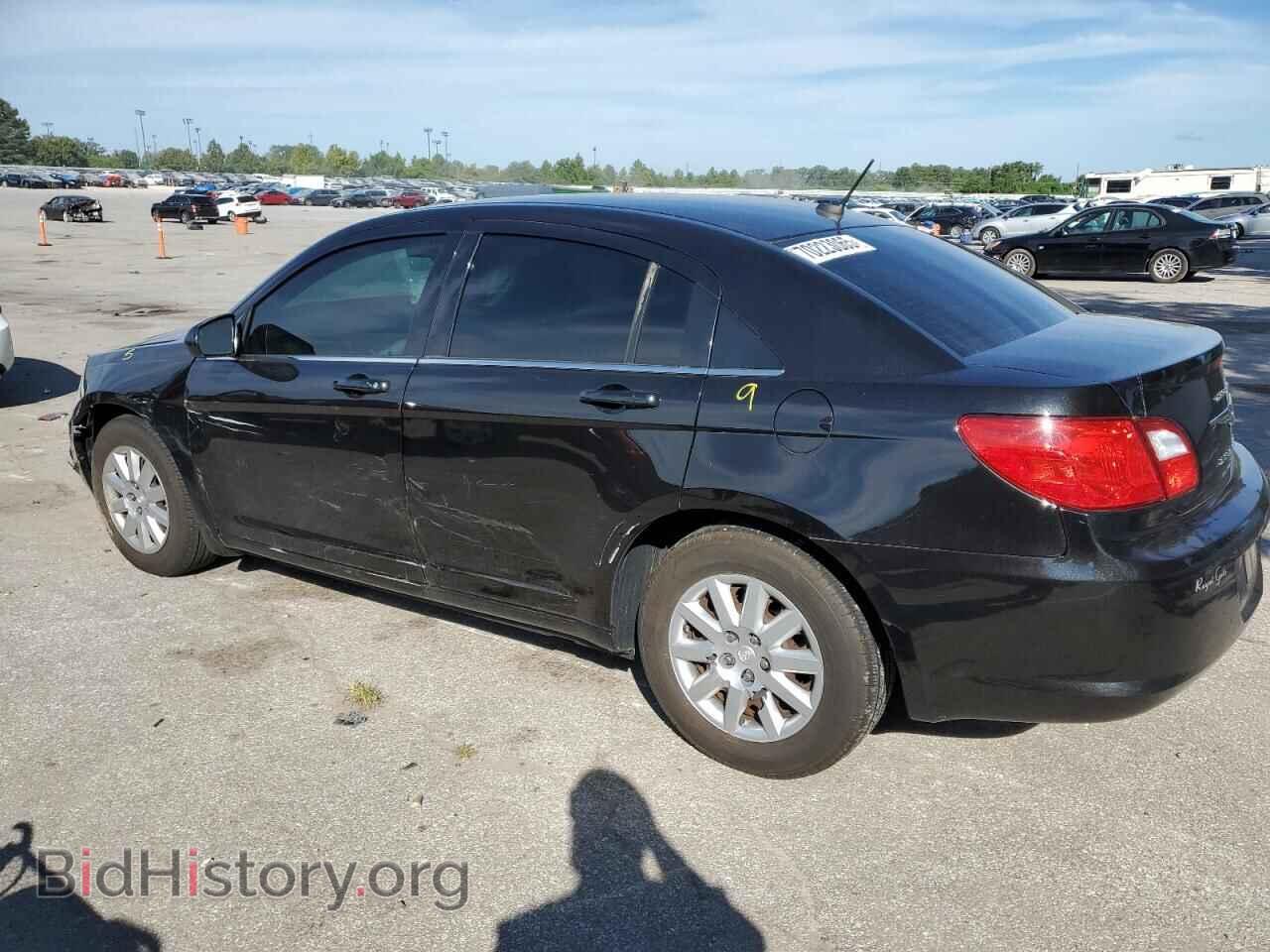 2010 CHRYSLER SEBRING - VIN: 1C3CC4FB8AN144733 - Фото 2