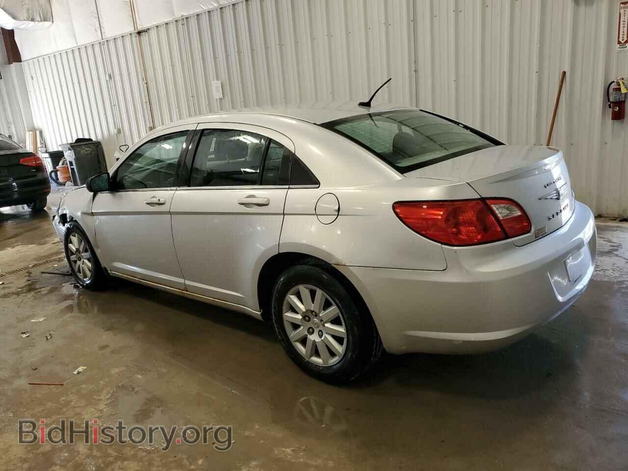 2010 CHRYSLER SEBRING - VIN: 1C3CC4FB0AN134827 - Фото 2