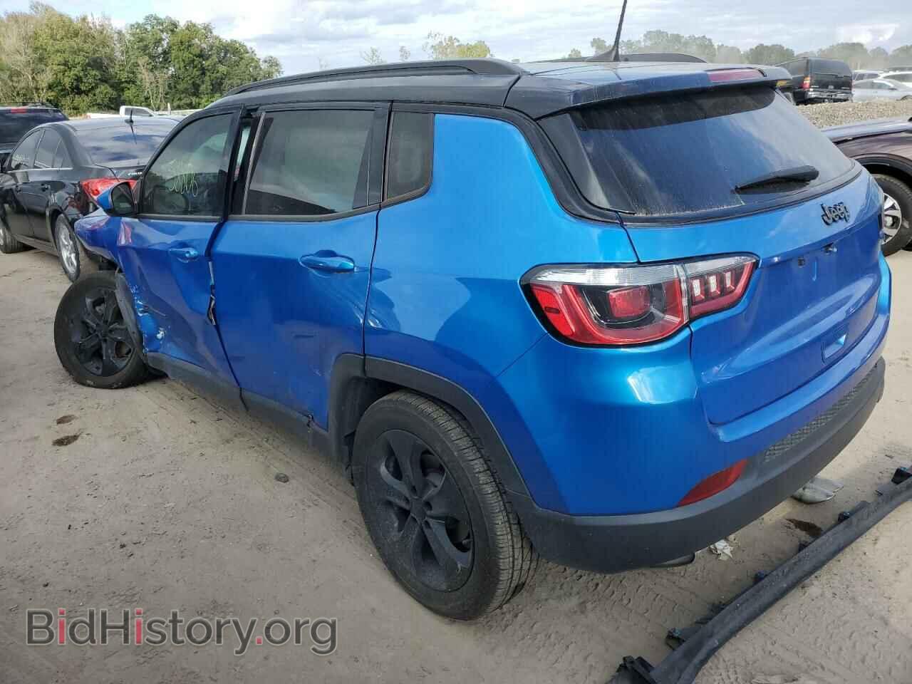 2019 JEEP COMPASS - VIN: 3C4NJCBB5KT677375 - Фото 2