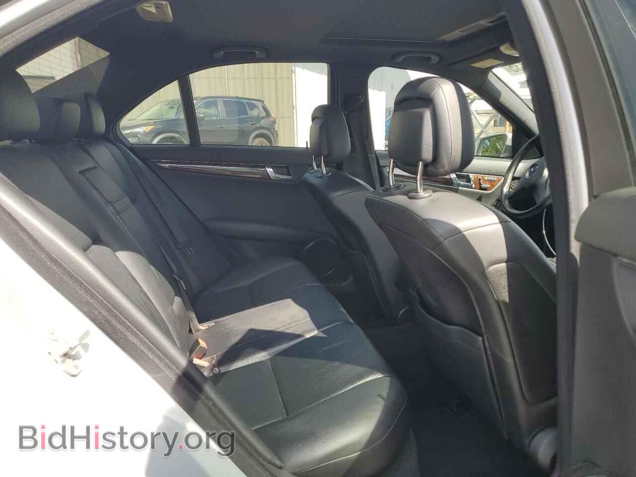 2010 MERCEDES-BENZ C-CLASS - VIN: WDDGF8BB0AR089601 - Photo 10