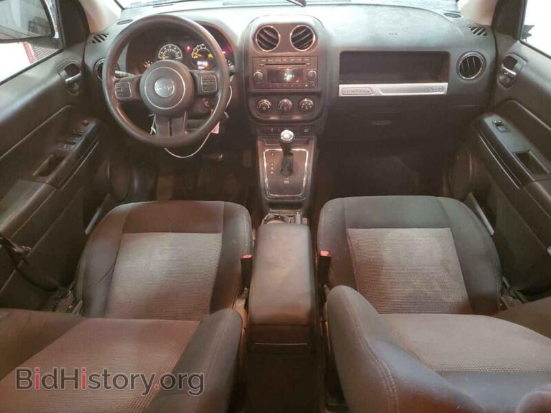 2015 Jeep COMPASS (VIN 1C4NJDBB2FD214515) — photo 8 of 13