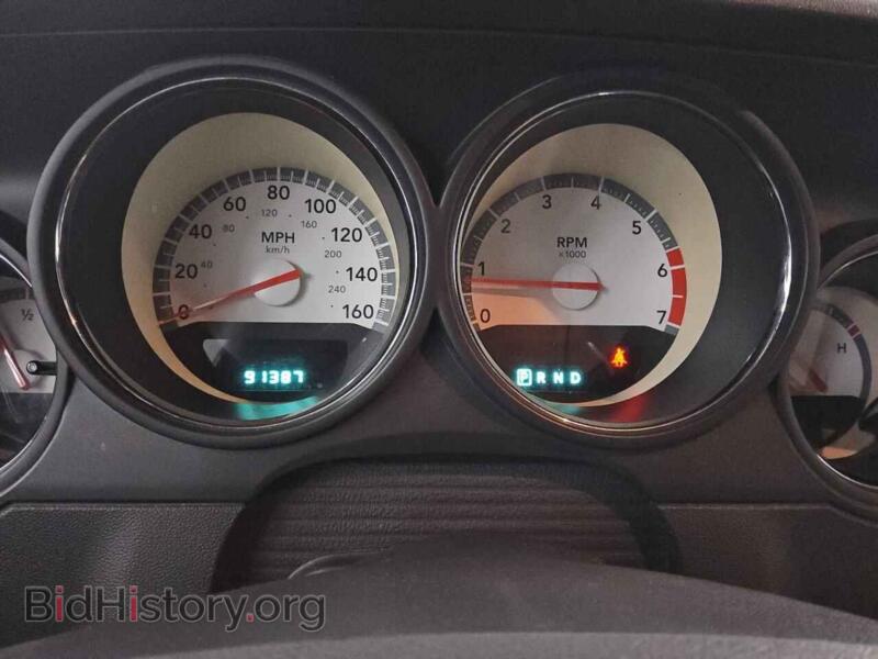 2010 Dodge CHALLENGER (VIN 2B3CJ5DT7AH295530) — photo 9 of 13