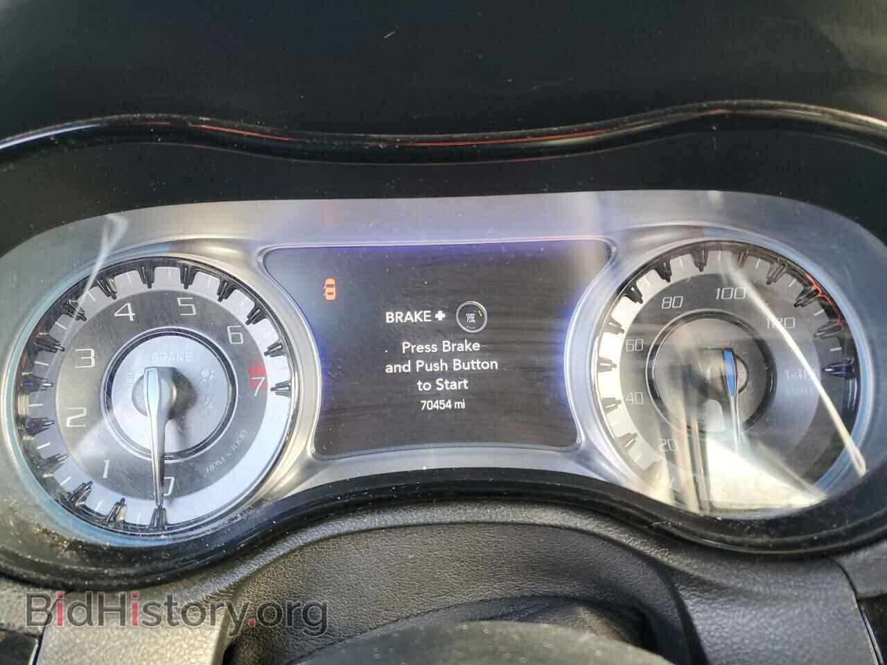 2018 CHRYSLER 300 - VIN: 2C3CCAGG2JH293544 - Фото 9