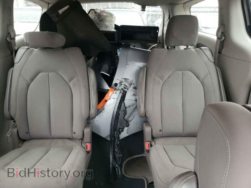 2019 Chrysler PACIFICA (VIN 2C4RC1FG3KR549872) — фото 10 из 14