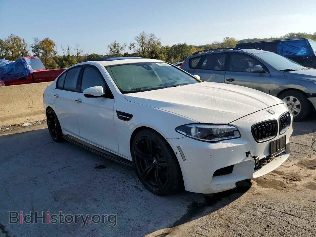 2015 BMW M5 - VIN: WBSFV9C59FD594539 - Фото 4