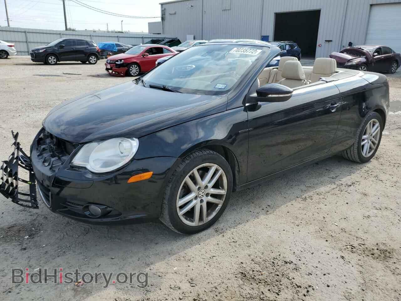 Photo WVWFA7AH6AV012176 - VOLKSWAGEN EOS 2010