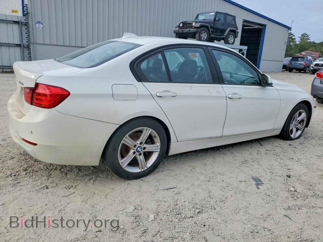 2013 BMW 3 SERIES - VIN: WBA3B5C55DF597478 - Фото 3