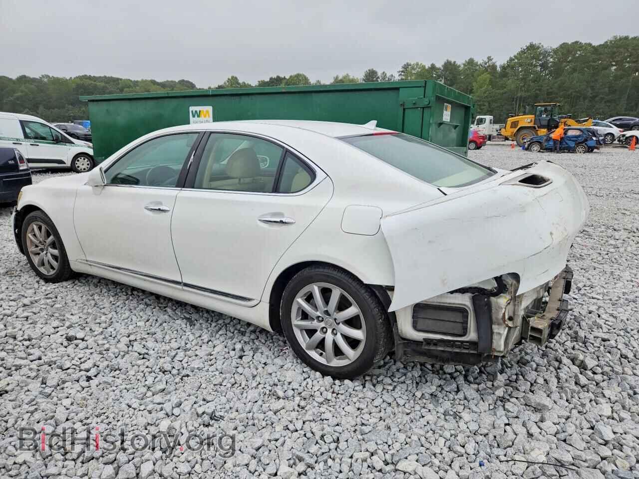 2008 LEXUS LS460 - VIN: JTHBL46F585060095 - Photo 2