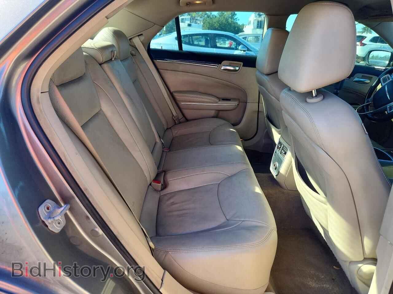 2012 CHRYSLER 300 - VIN: 2C3CCAAG6CH274815 - Photo 10