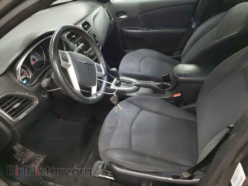 2013 Chrysler 200 (VIN 1C3CCBBB2DN505453) — фото 7 из 13