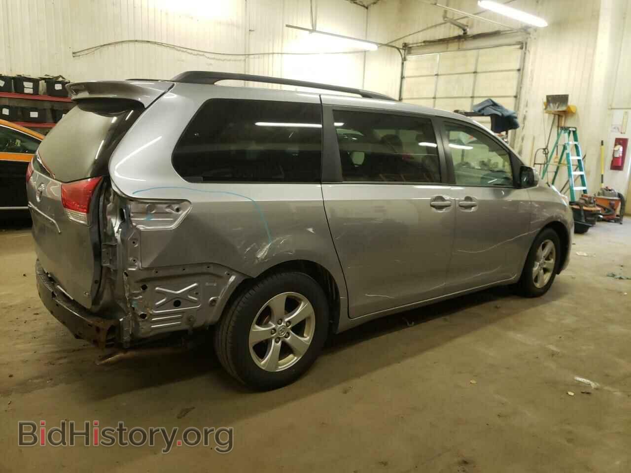 2013 TOYOTA All Models - VIN: 5TDKK3DCXDS282854 - Фото 3