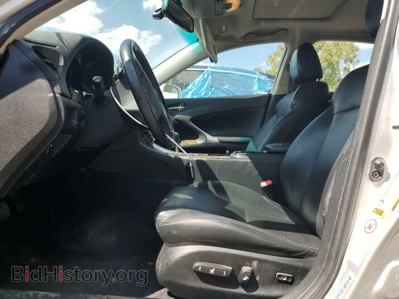 2009 LEXUS IS - VIN: JTHCK262192031379 - Photo 7