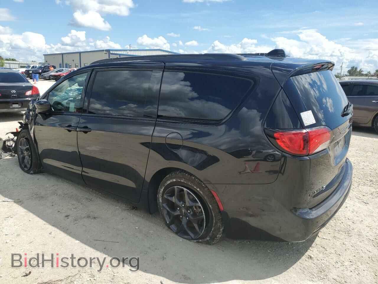 2018 CHRYSLER PACIFICA - VIN: 2C4RC1FG7JR330797 - Фото 2