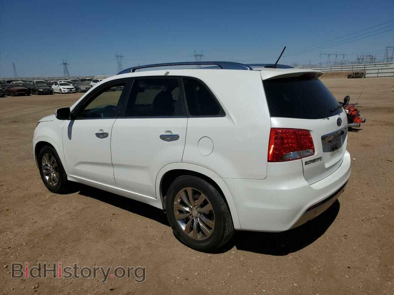 2011 KIA SORENTO - VIN: 5XYKW4A29BG127938 - Фото 2