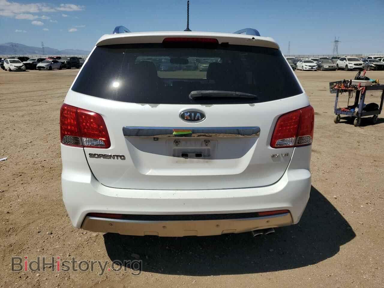 2011 KIA SORENTO - VIN: 5XYKW4A29BG127938 - Фото 6