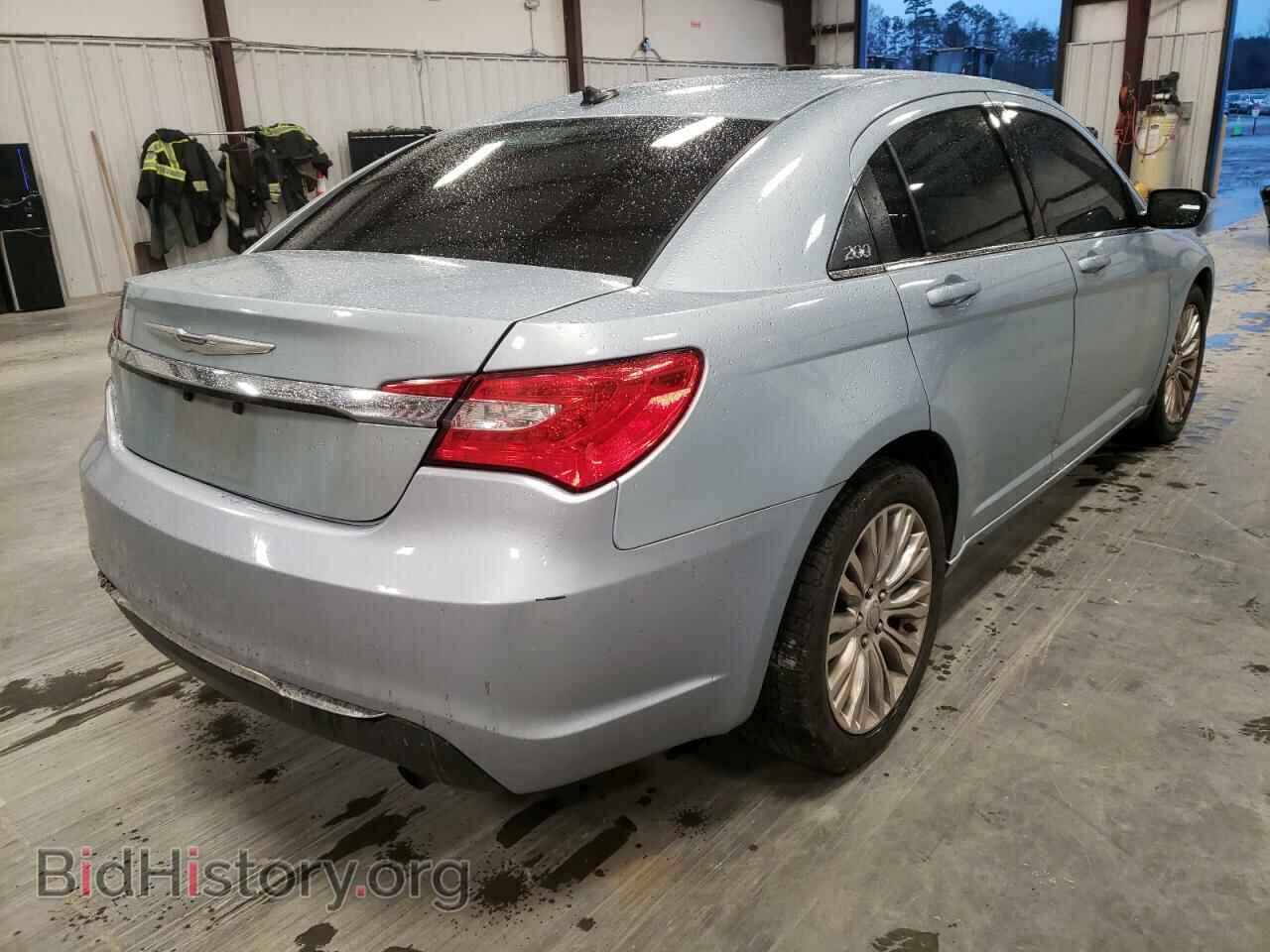 2012 CHRYSLER 200 - VIN: 1C3CCBAB5CN262236 - Фото 4