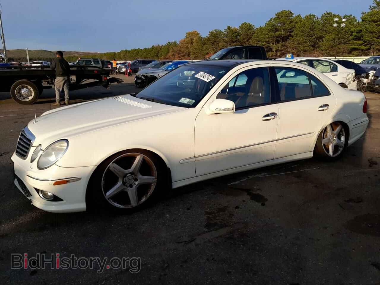 Photo WDBUF90X58B290123 - MERCEDES-BENZ E-CLASS 2008