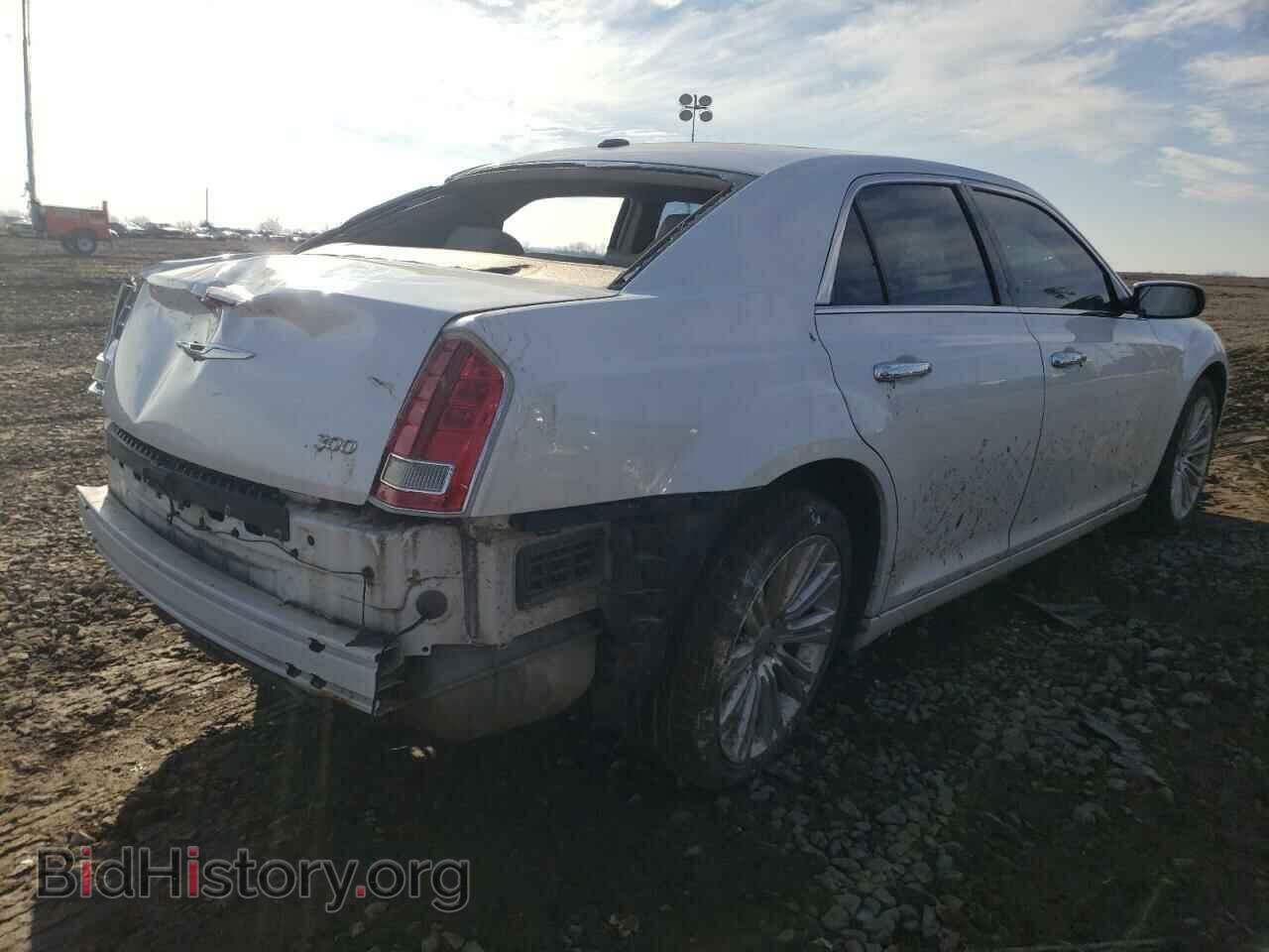 2011 CHRYSLER 300 - VIN: 2C3CA5CG5BH530144 - Фото 4