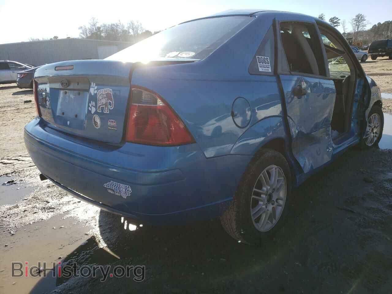 2007 FORD FOCUS - VIN: 1FAFP34N87W347344 - Photo 4