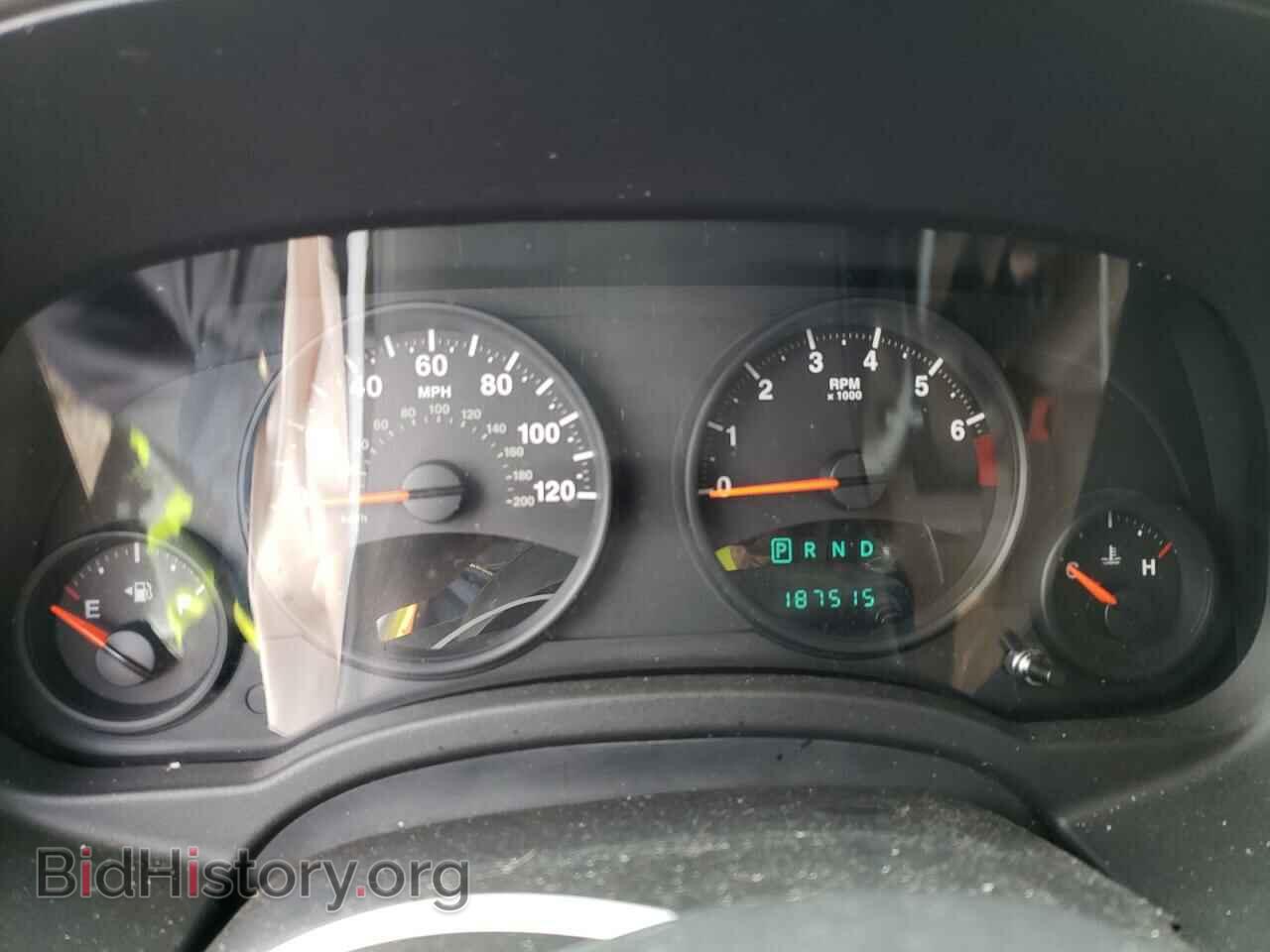 2011 JEEP COMPASS - VIN: 1J4NT1FA2BD239610 - Photo 9