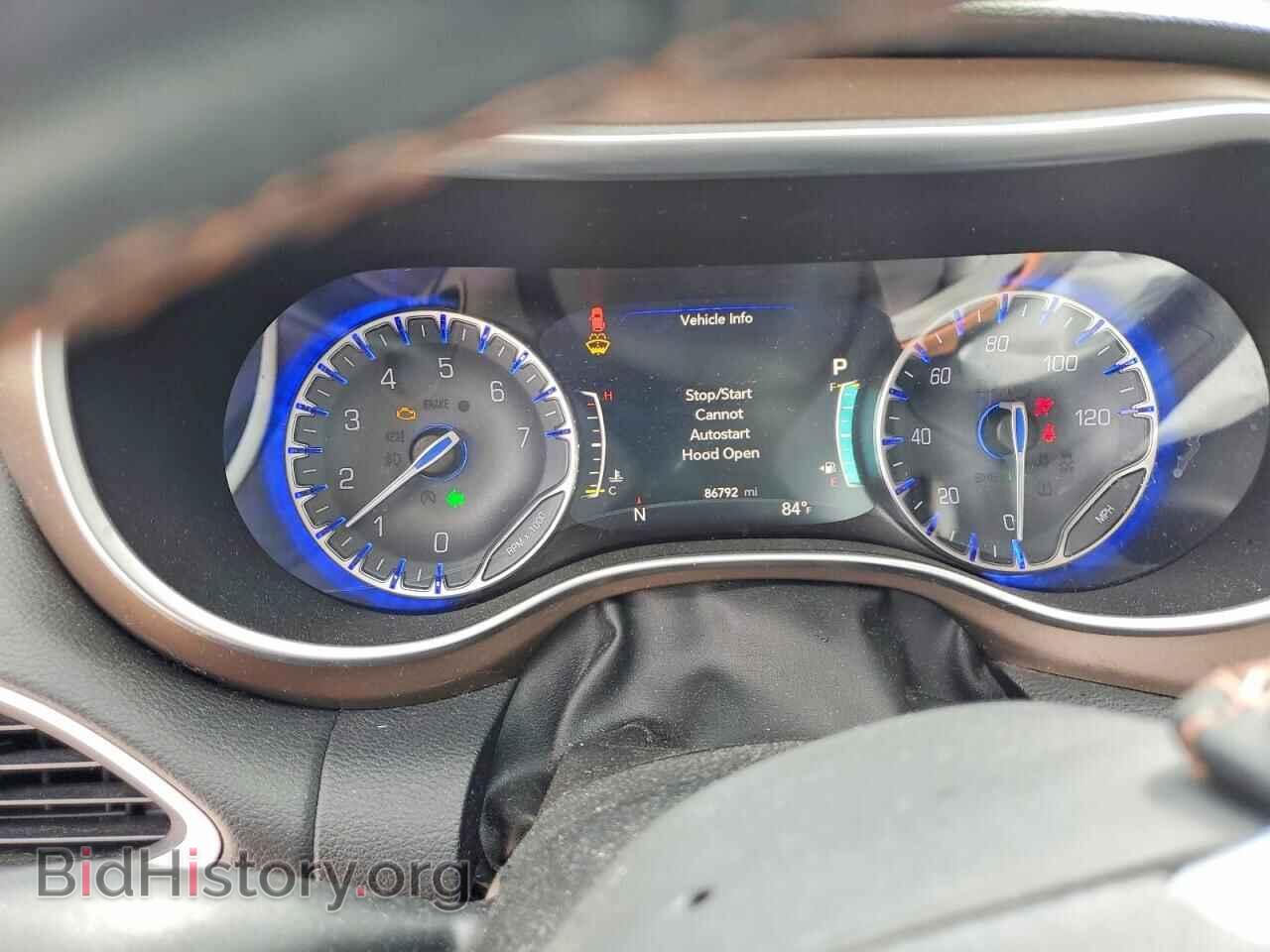 2018 CHRYSLER PACIFICA - VIN: 2C4RC1EG2JR113823 - Photo 9