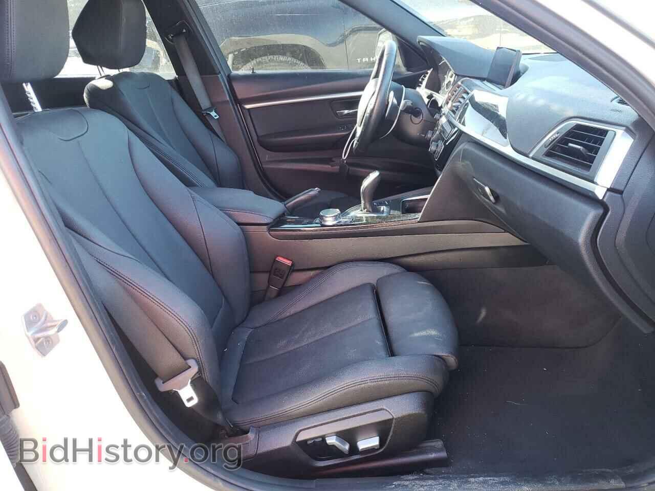 2017 BMW 3 SERIES - VIN: WBA8D9G37HNU65477 - Фото 5