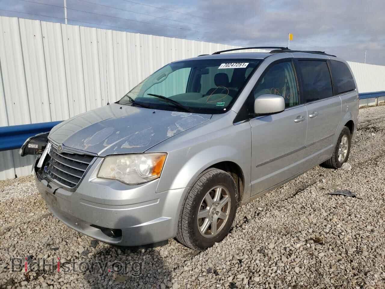 2010 CHRYSLER MINIVAN - VIN: 2A4RR5D14AR102819 - Фото 2