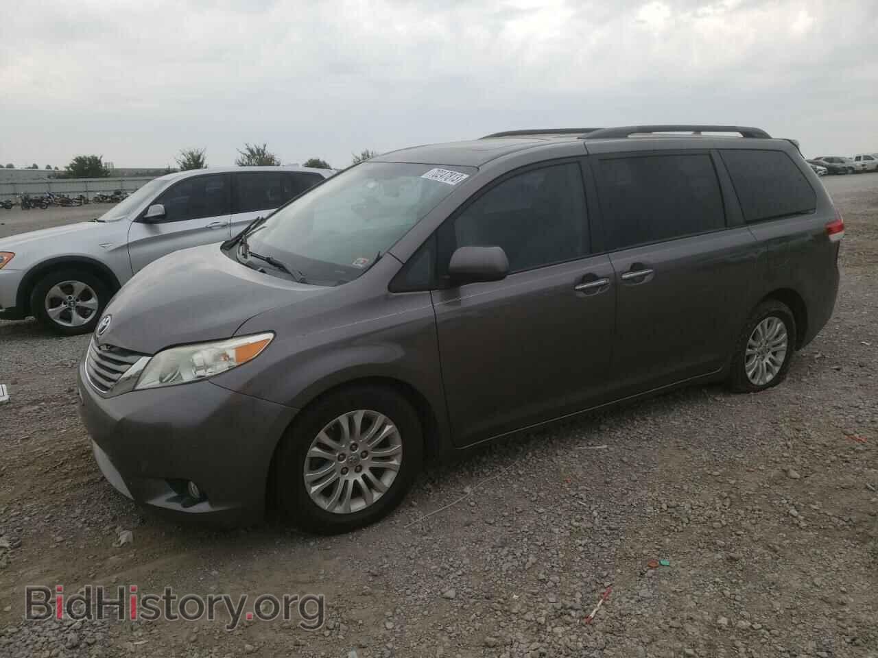 Фотография 5TDYK3DCXBS143251 - TOYOTA All Models 2011