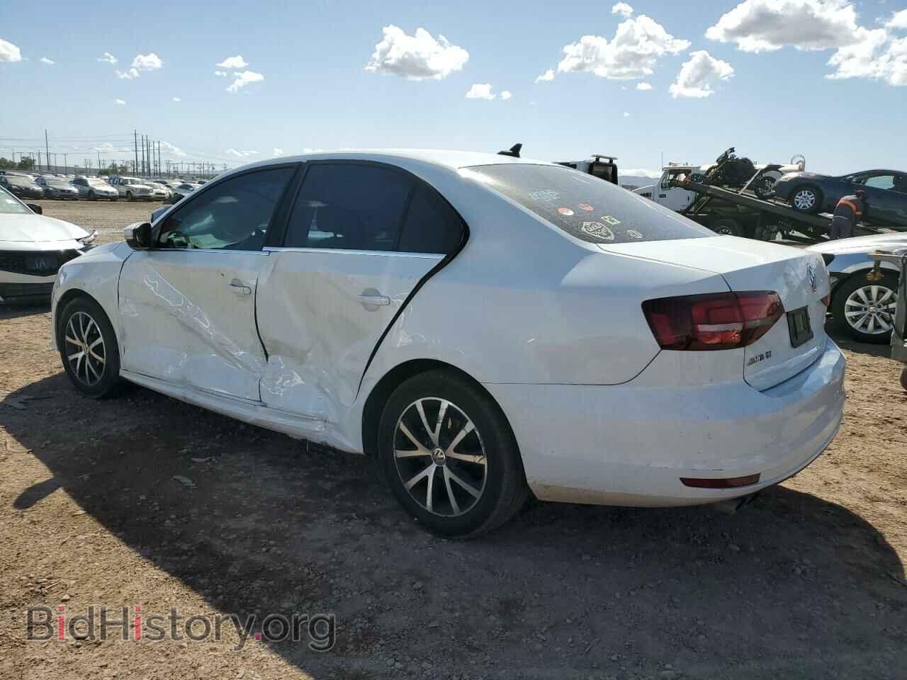 2017 VOLKSWAGEN JETTA - VIN: 3VWDB7AJ7HM255472 - Фото 2