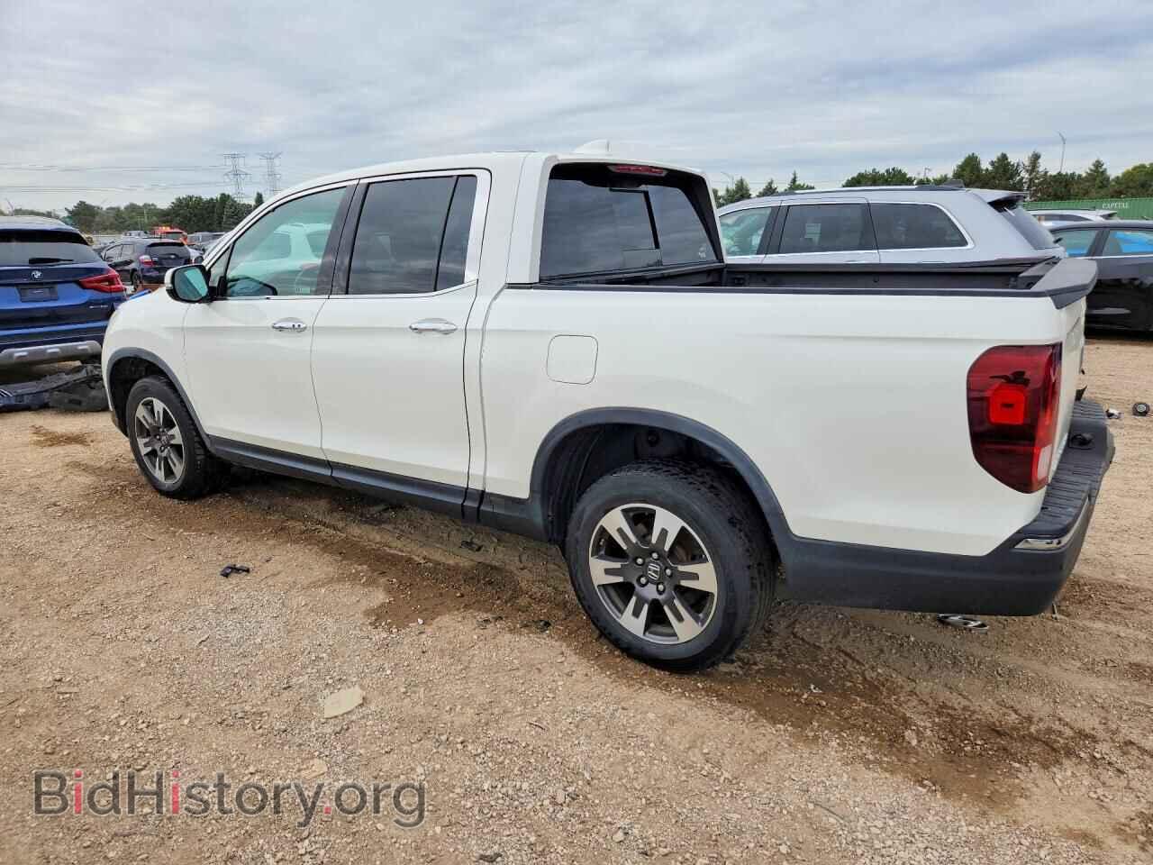2019 HONDA RIDGELINE - VIN: 5FPYK3F77KB033222 - Photo 2