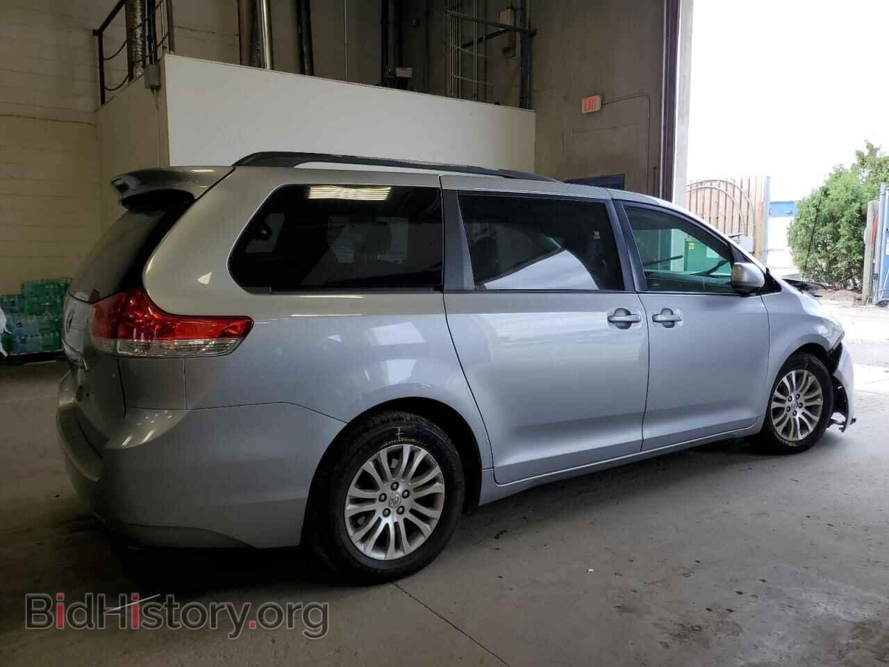 2011 TOYOTA All Models - VIN: 5TDYK3DC8BS044041 - Фото 3
