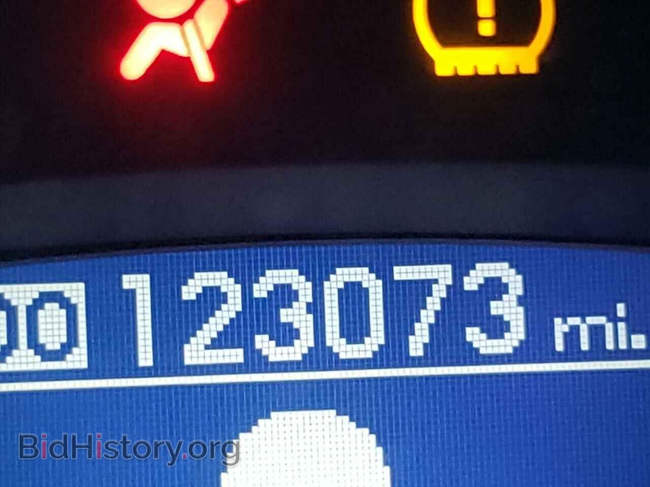 2012 HYUNDAI GENESIS - VIN: KMHGC4DD8CU175910 - Фото 8