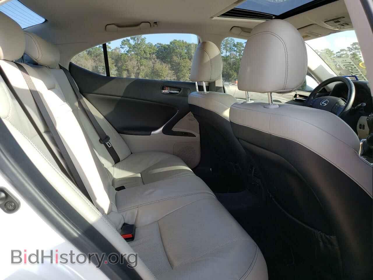 2010 LEXUS IS - VIN: JTHBF5C29A2094949 - Photo 6