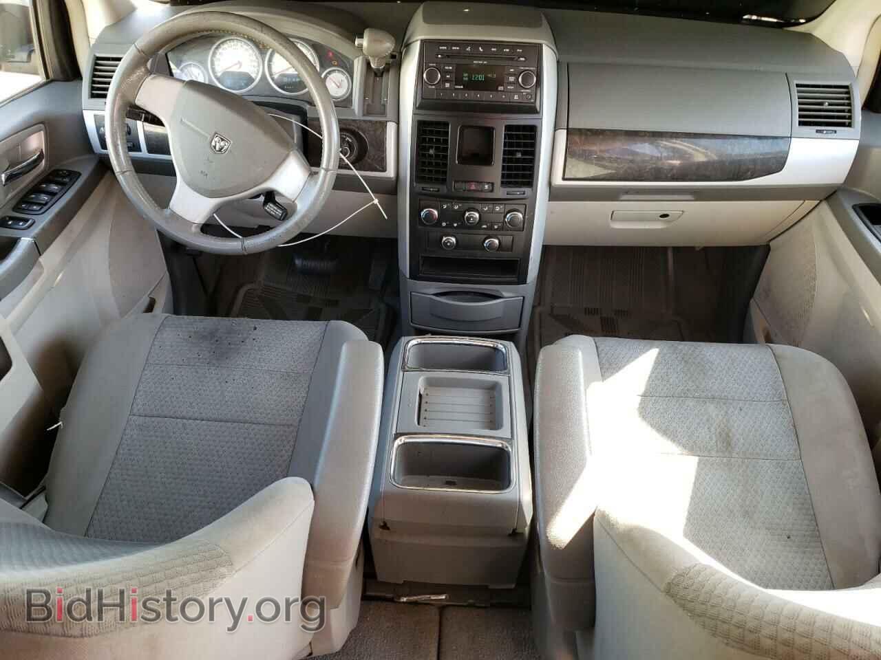 2010 DODGE CARAVAN - VIN: 2D4RN5DX4AR147817 - Фото 8