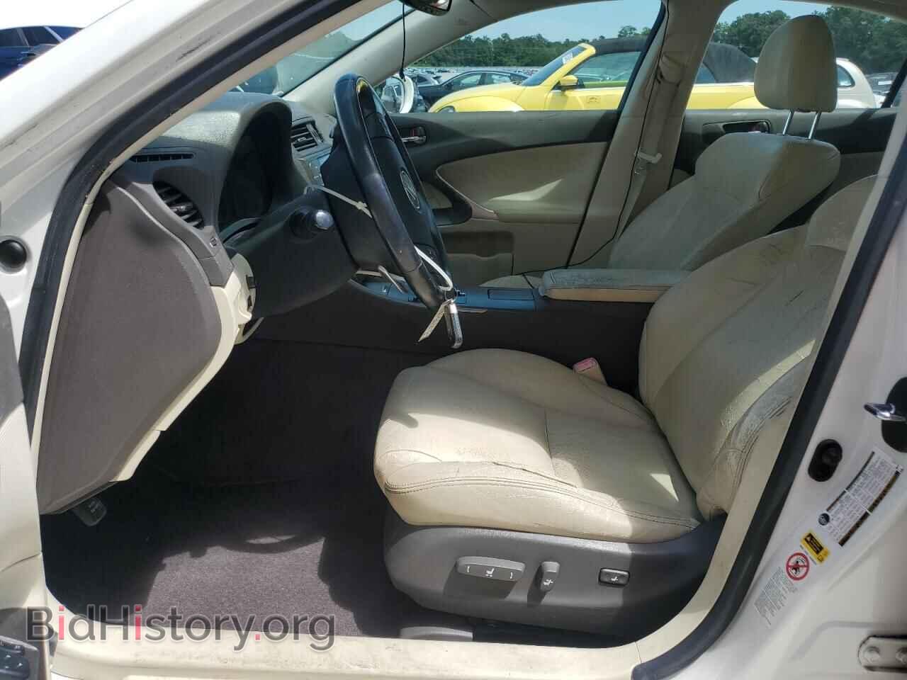 2010 LEXUS IS - VIN: JTHBF5C23A5111744 - Photo 7