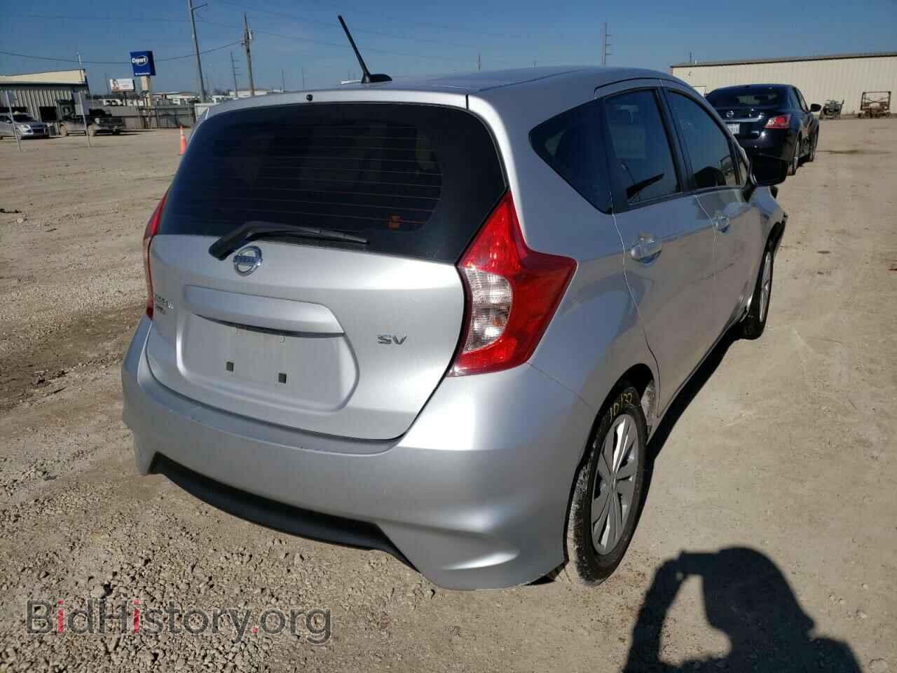 2017 NISSAN VERSA - VIN: 3N1CE2CP9HL360324 - Фото 4