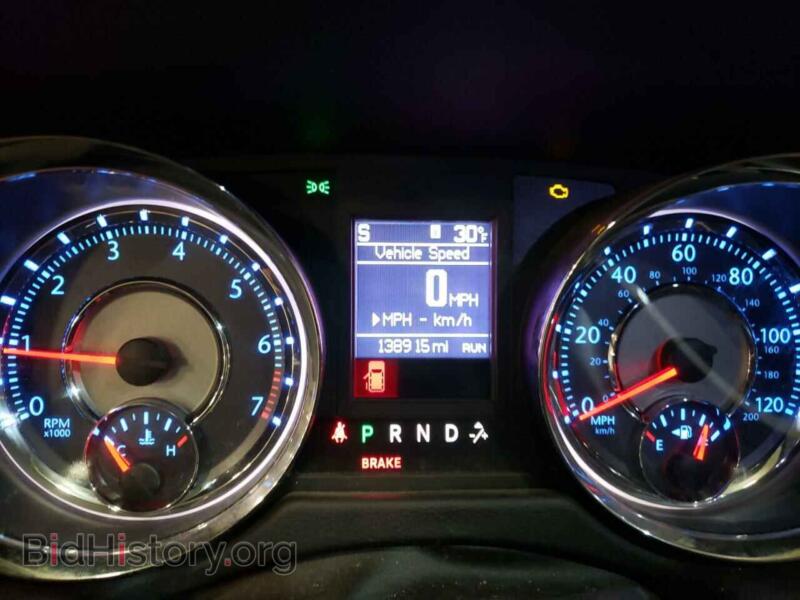 2014 Chrysler MINIVAN (VIN 2C4RC1BG4ER342742) — фото 9 из 13