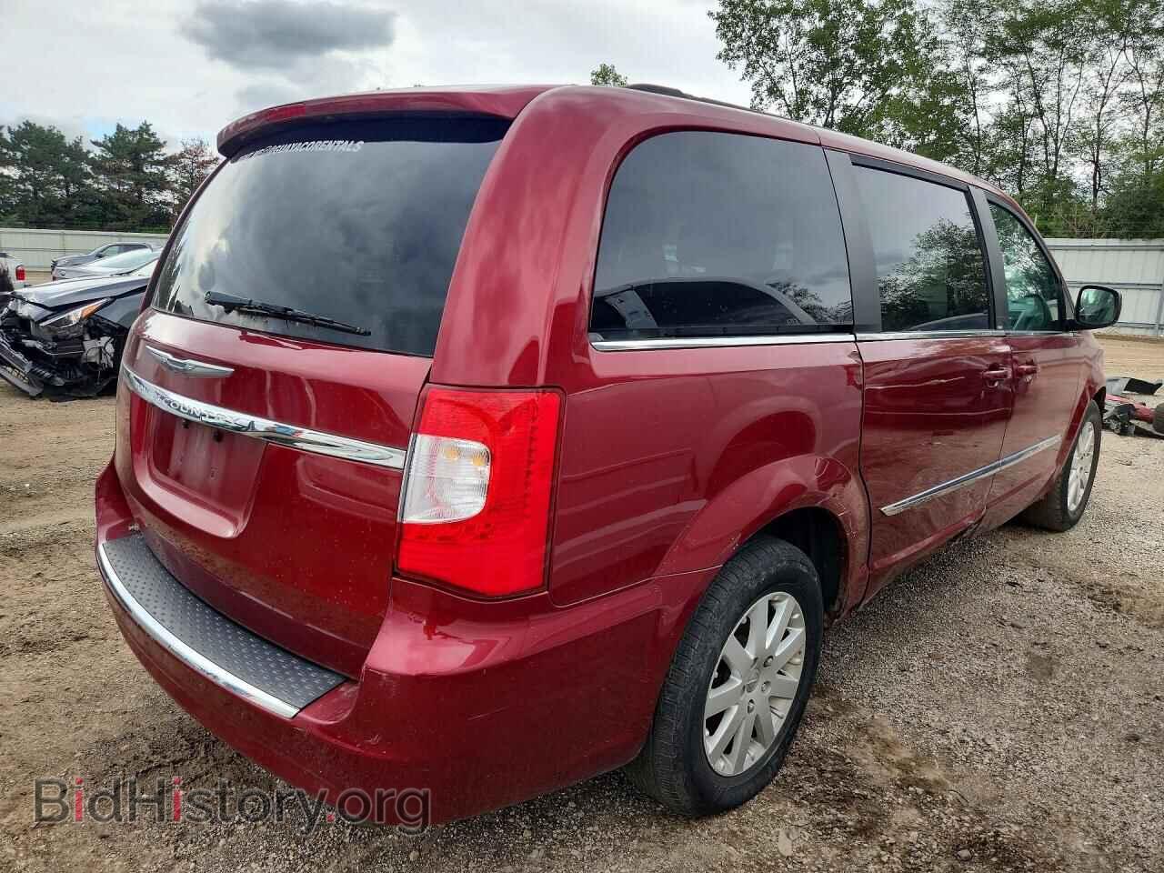 2014 Chrysler MINIVAN (VIN 2C4RC1BGXER171317) — photo 3 of 13