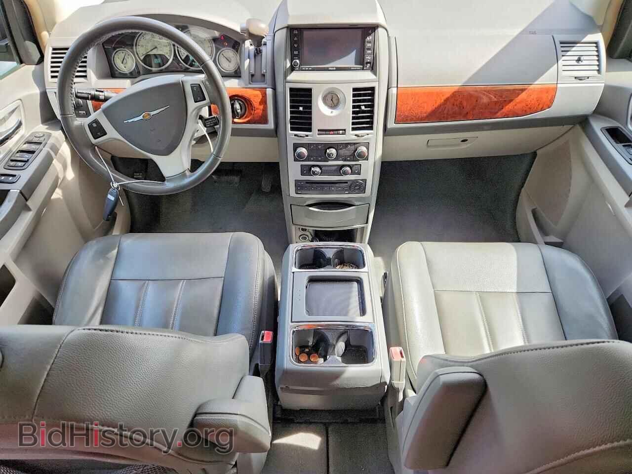 2009 CHRYSLER MINIVAN - VIN: 2A8HR54189R508494 - Photo 8