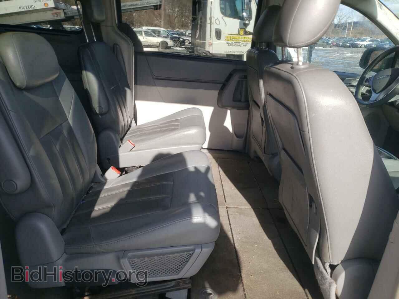 2008 CHRYSLER MINIVAN - VIN: 2A8HR54P68R803984 - Фото 6