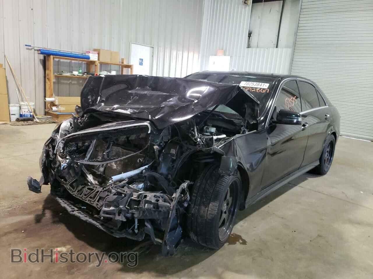 2014 MERCEDES-BENZ E-CLASS - VIN: WDDHF8JB3EA992867 - Фото 2