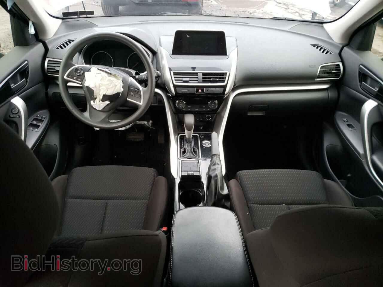 2018 MITSUBISHI ECLIPSE - VIN: JA4AT4AA7JZ058804 - Photo 8