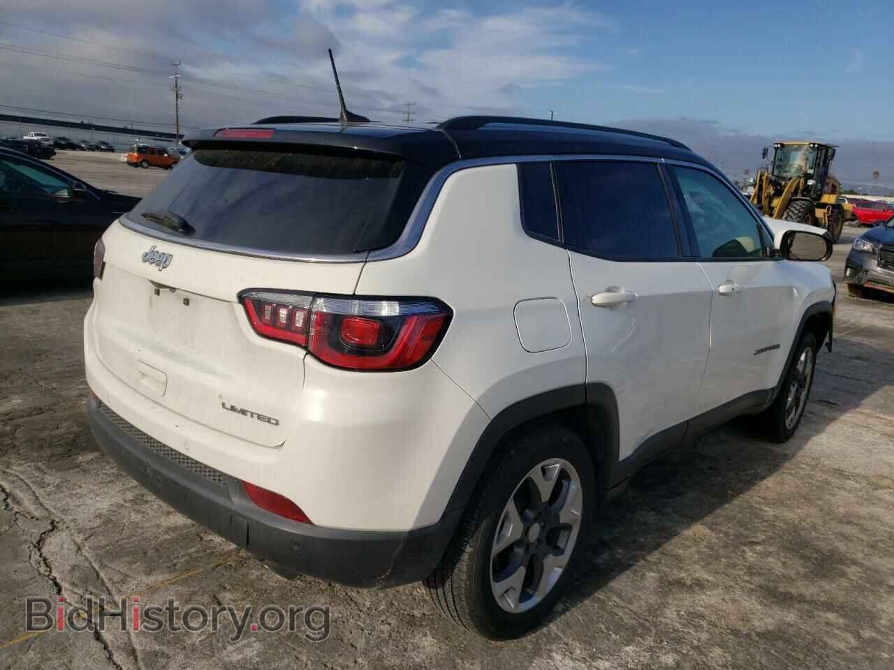 2018 JEEP COMPASS - VIN: 3C4NJCCB0JT211530 - Фото 3