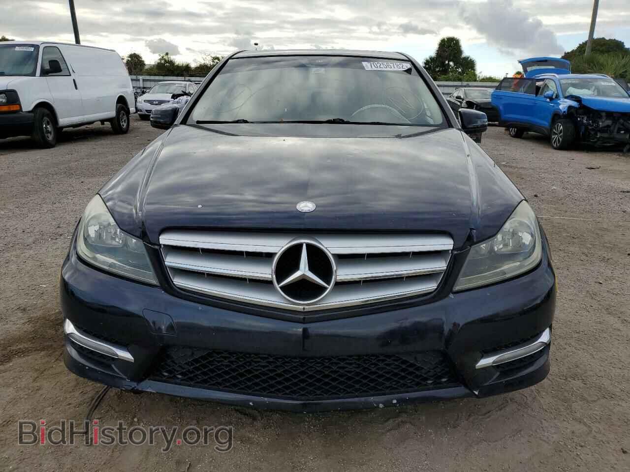 2012 MERCEDES-BENZ C-CLASS - VIN: WDDGF4HB3CR218577 - Фото 5