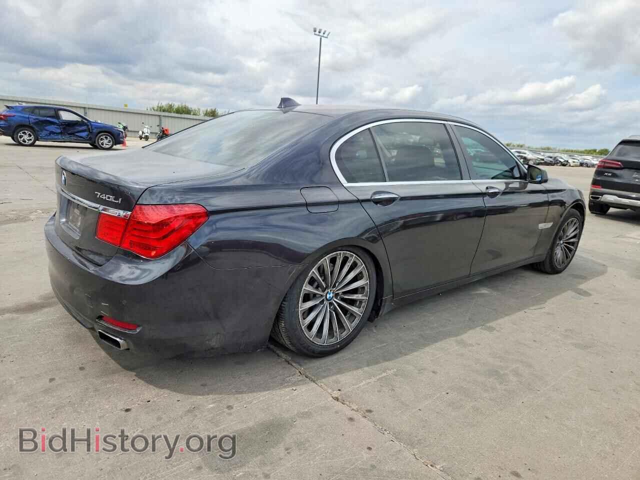 2011 BMW 7 SERIES - VIN: WBAKB4C50BC574355 - Фото 3